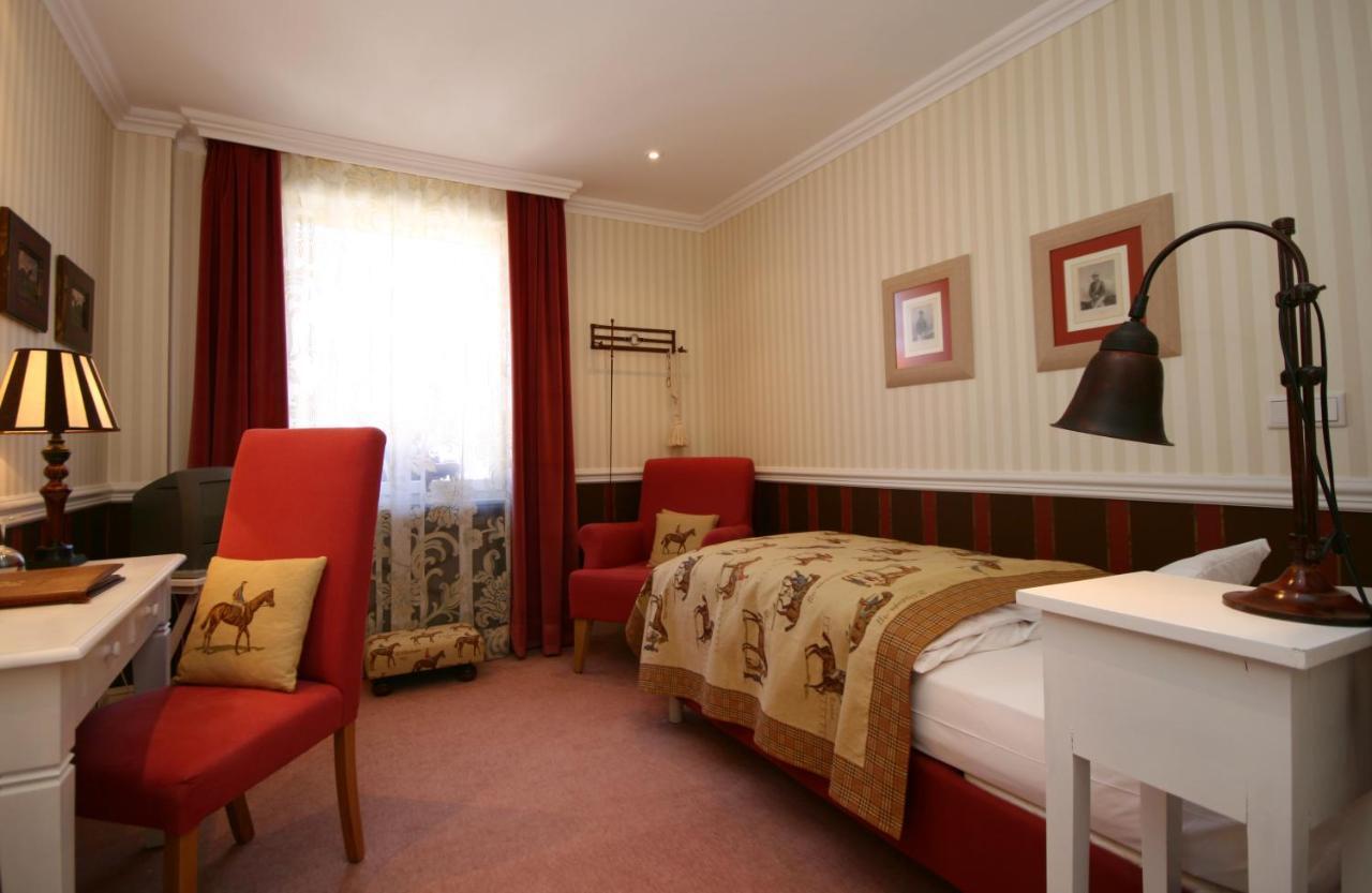 Landhotel Kern บาดซเว็สเทน ภายนอก รูปภาพ